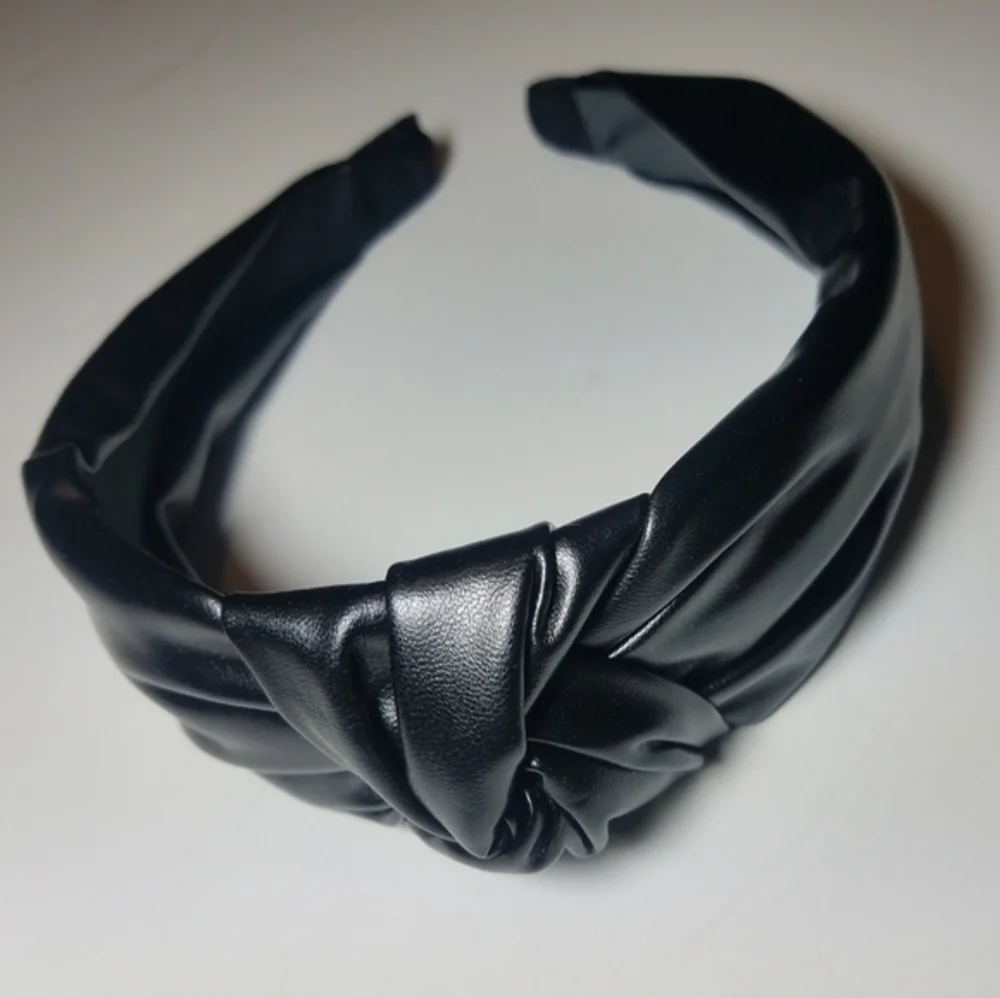 Chunky Faux Leather Headband